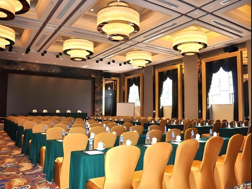 Country Garden Phoenix Hotel Shenyang Zewnętrze zdjęcie